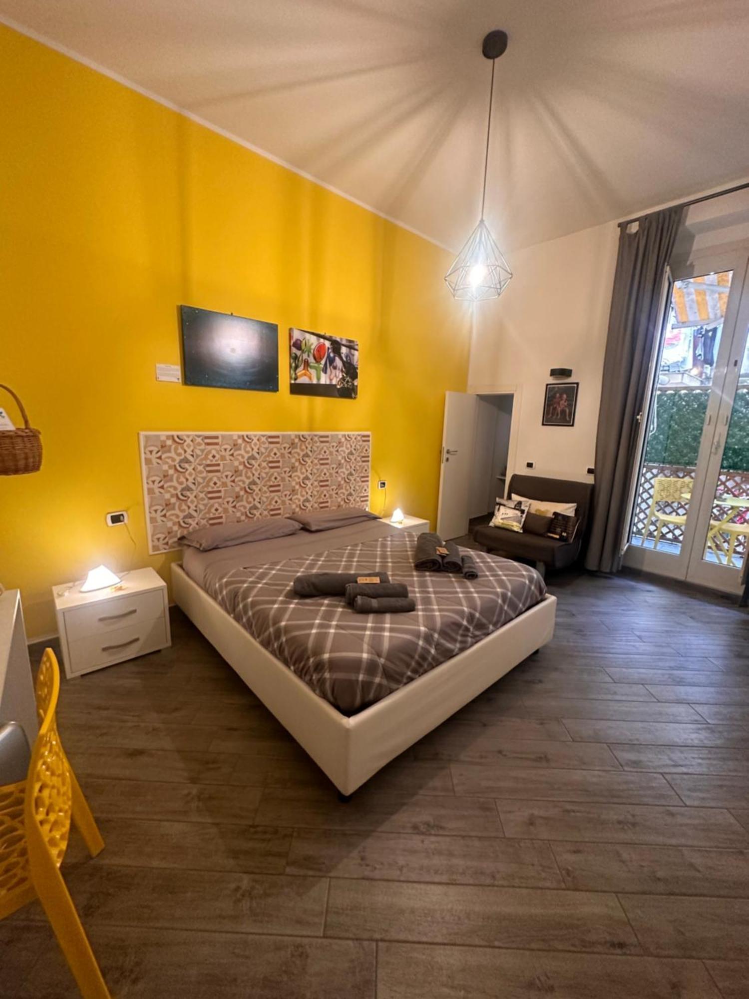 B&B Cosmoneapolitan Bagian luar foto