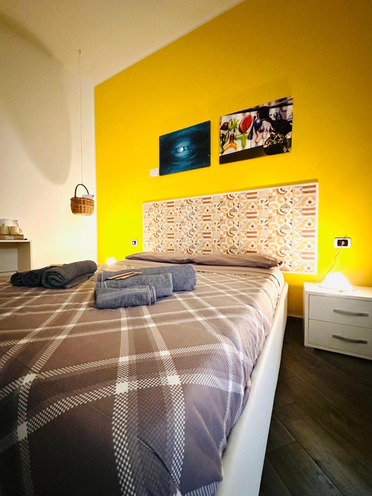 B&B Cosmoneapolitan Bagian luar foto