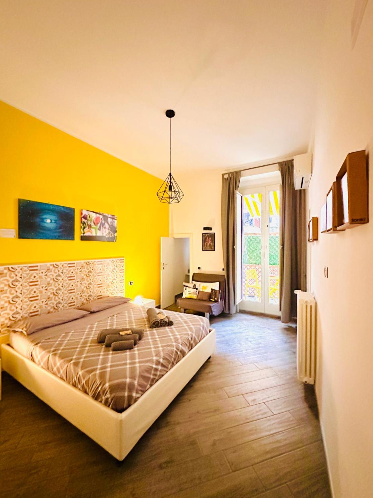 B&B Cosmoneapolitan Bagian luar foto