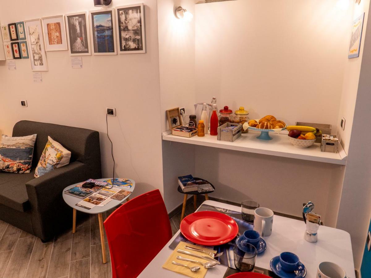 B&B Cosmoneapolitan Bagian luar foto