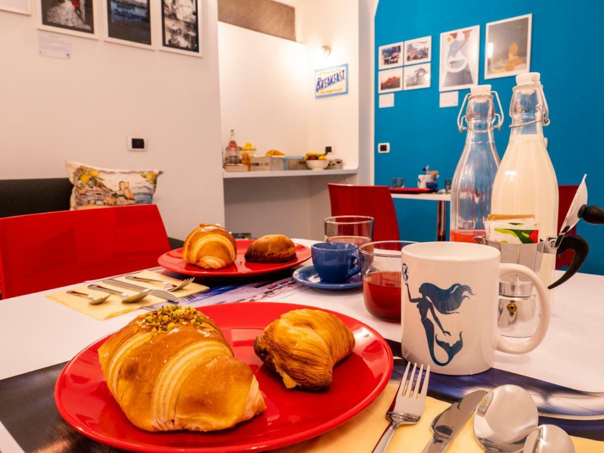 B&B Cosmoneapolitan Bagian luar foto
