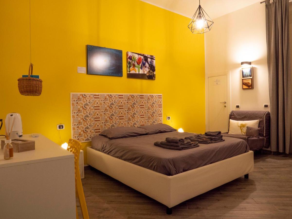 B&B Cosmoneapolitan Bagian luar foto